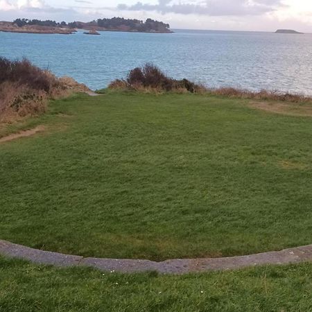 La Ville Es Colins Beaussais Sur Mer Extérieur photo