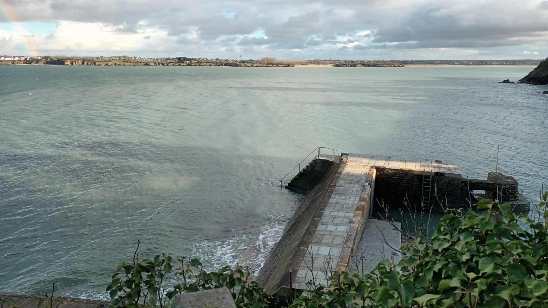 La Ville Es Colins Beaussais Sur Mer Extérieur photo